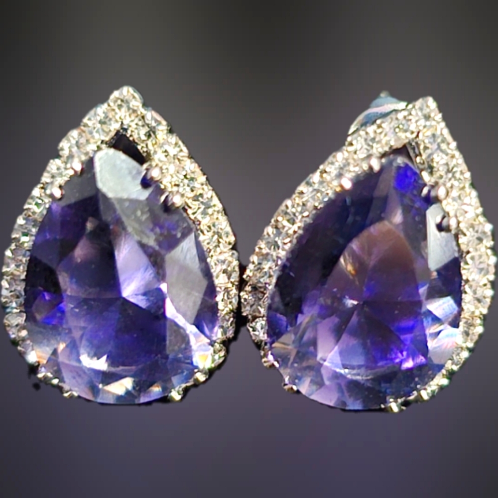 💜 Purple CZ teardrop earrings